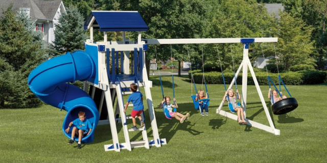 giggle junction with tire swing