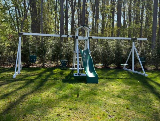 safe swing sets for toddlers
